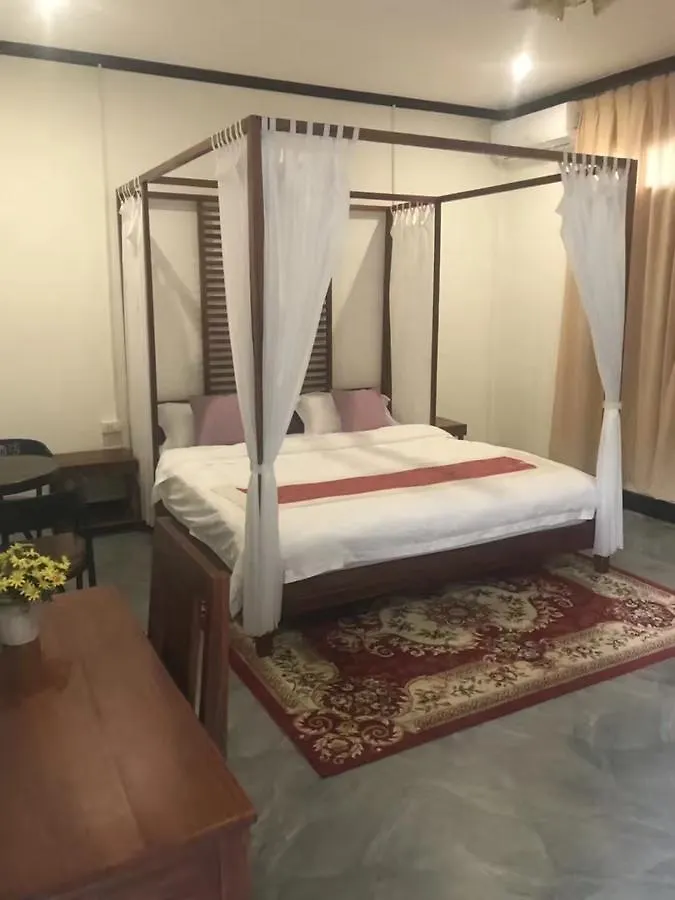 Luang Prabang Holiday Hotel 3*, Luang Prabang Laos