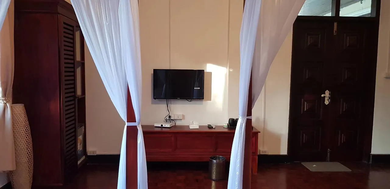 Luang Prabang Holiday Hotel