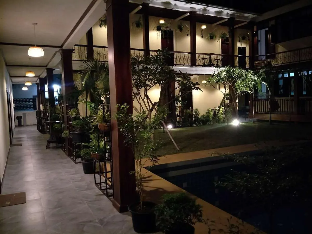 Luang Prabang Holiday Hotel