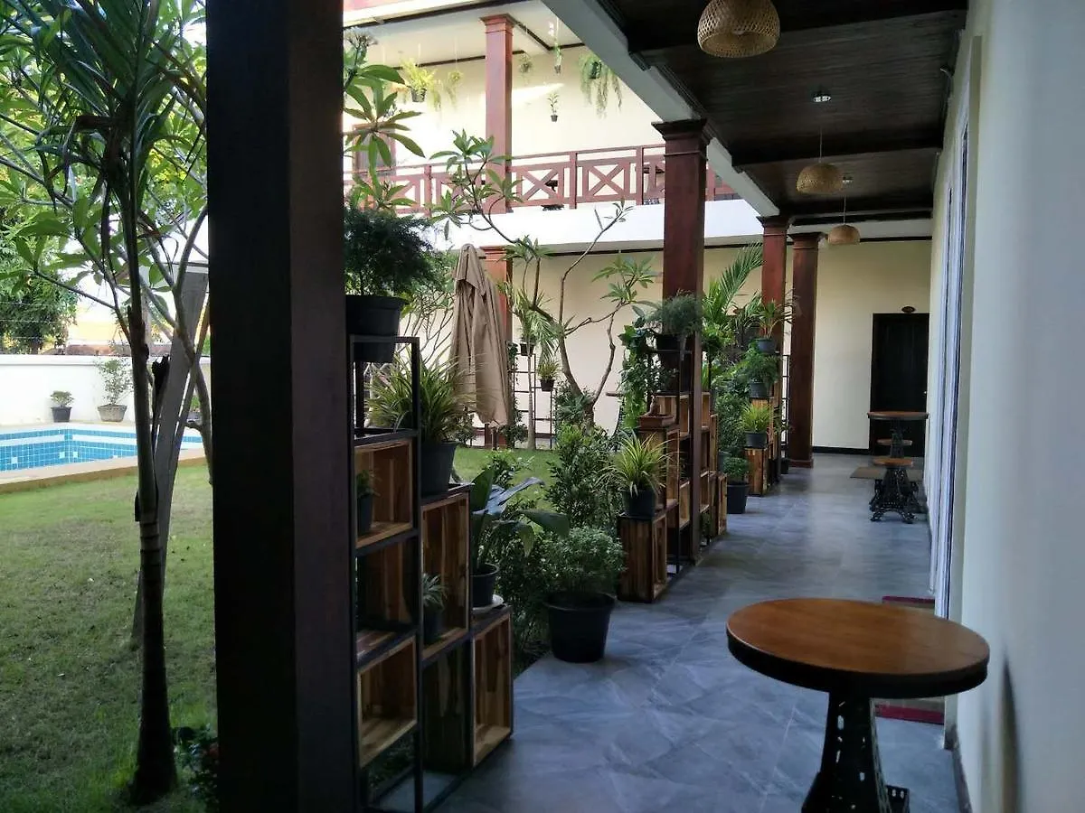 Luang Prabang Holiday Hotel 3*, Luang Prabang Laos